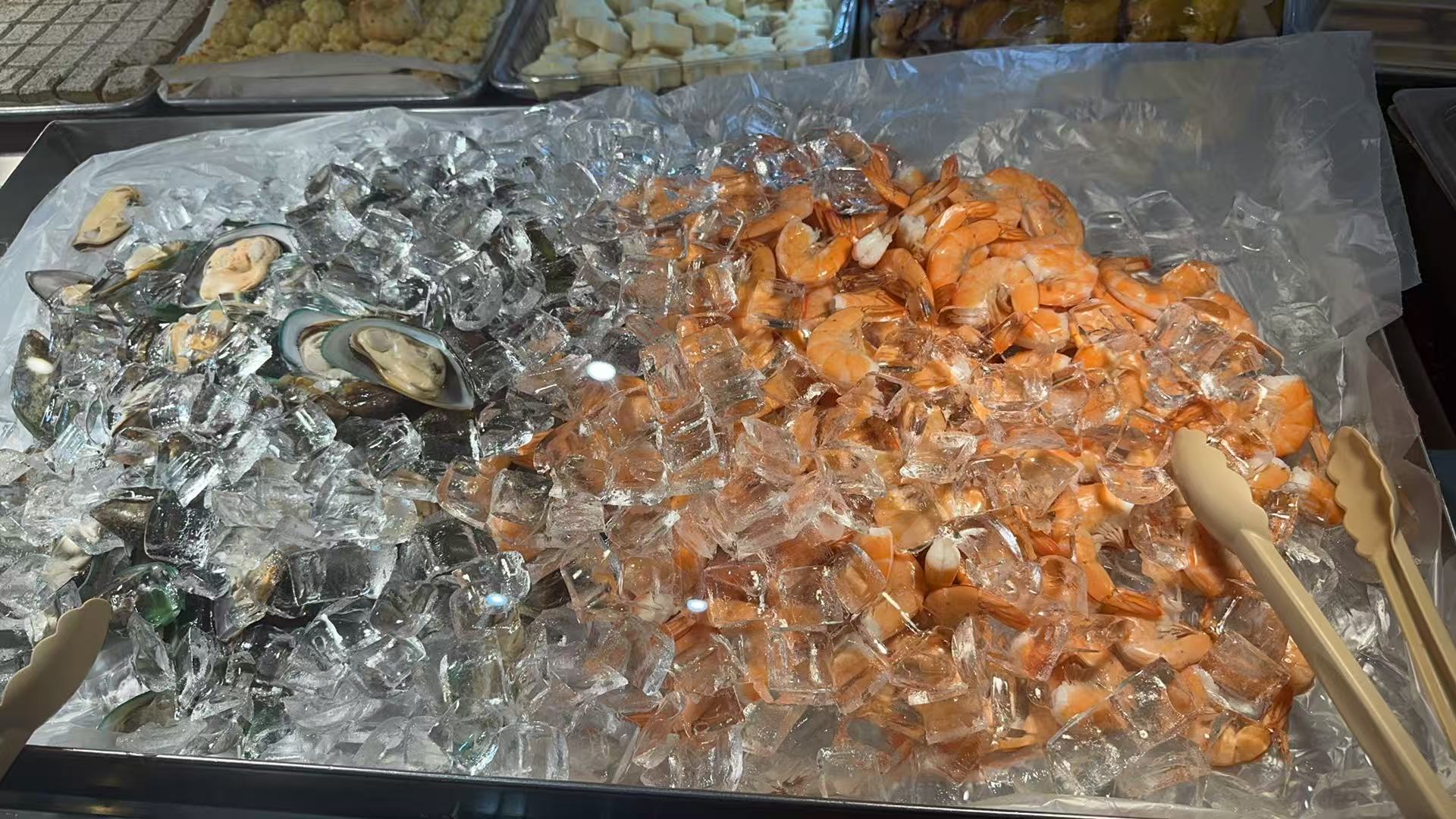 Sakura Hibachi Buffet buffet dining at Jacksonville FL - fresh fruit selection